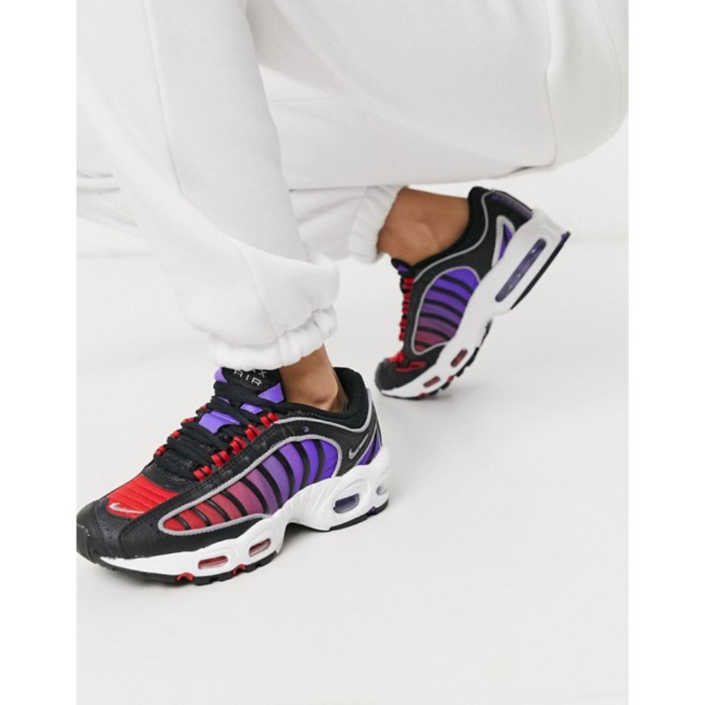 NEW Nike Air Max Tailwind IV Sneakers - Picture 10 of 10